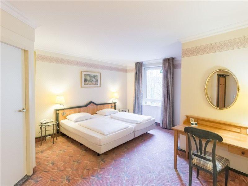 Arcadia Hotel Duesseldorf エルクラート エクステリア 写真