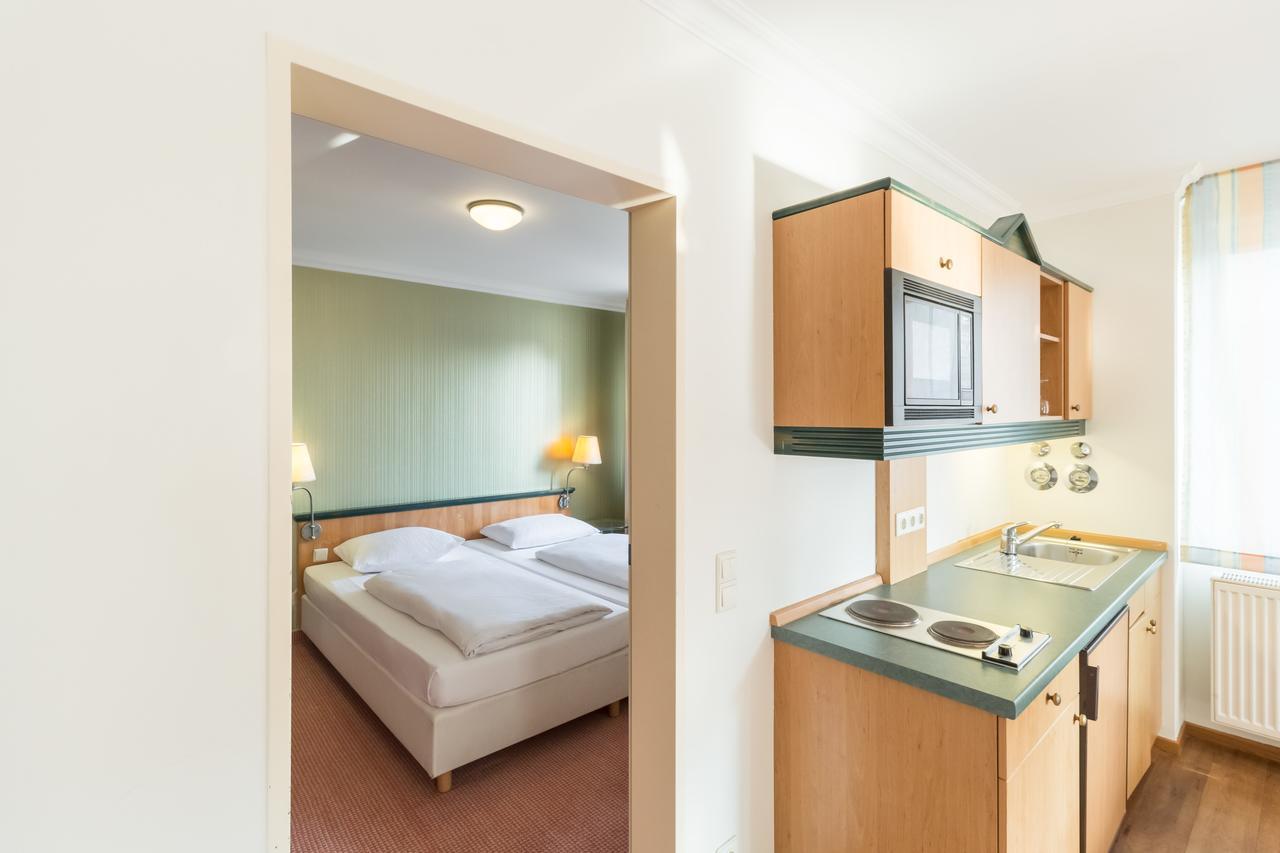 Arcadia Hotel Duesseldorf エルクラート エクステリア 写真