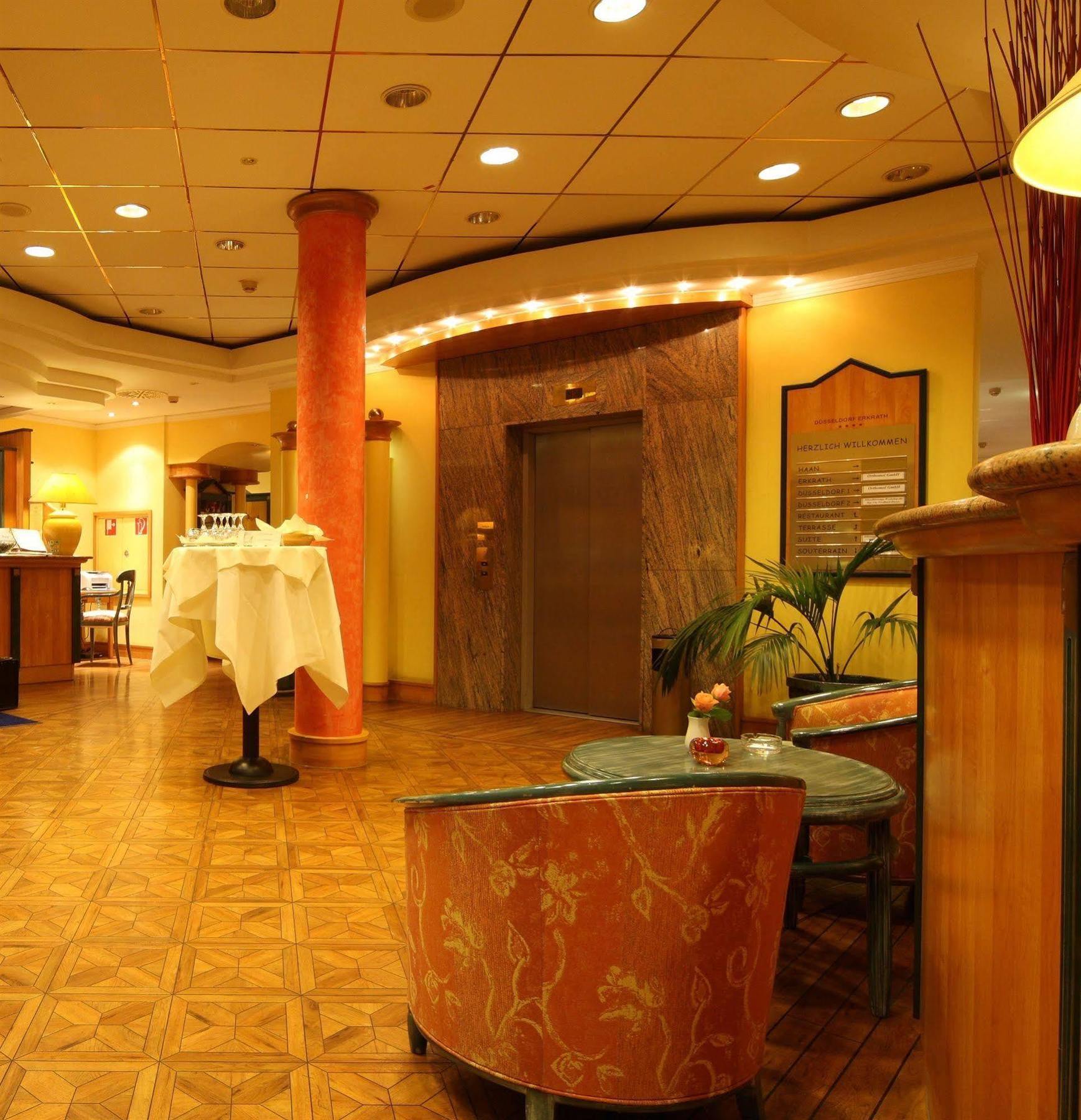 Arcadia Hotel Duesseldorf エルクラート エクステリア 写真